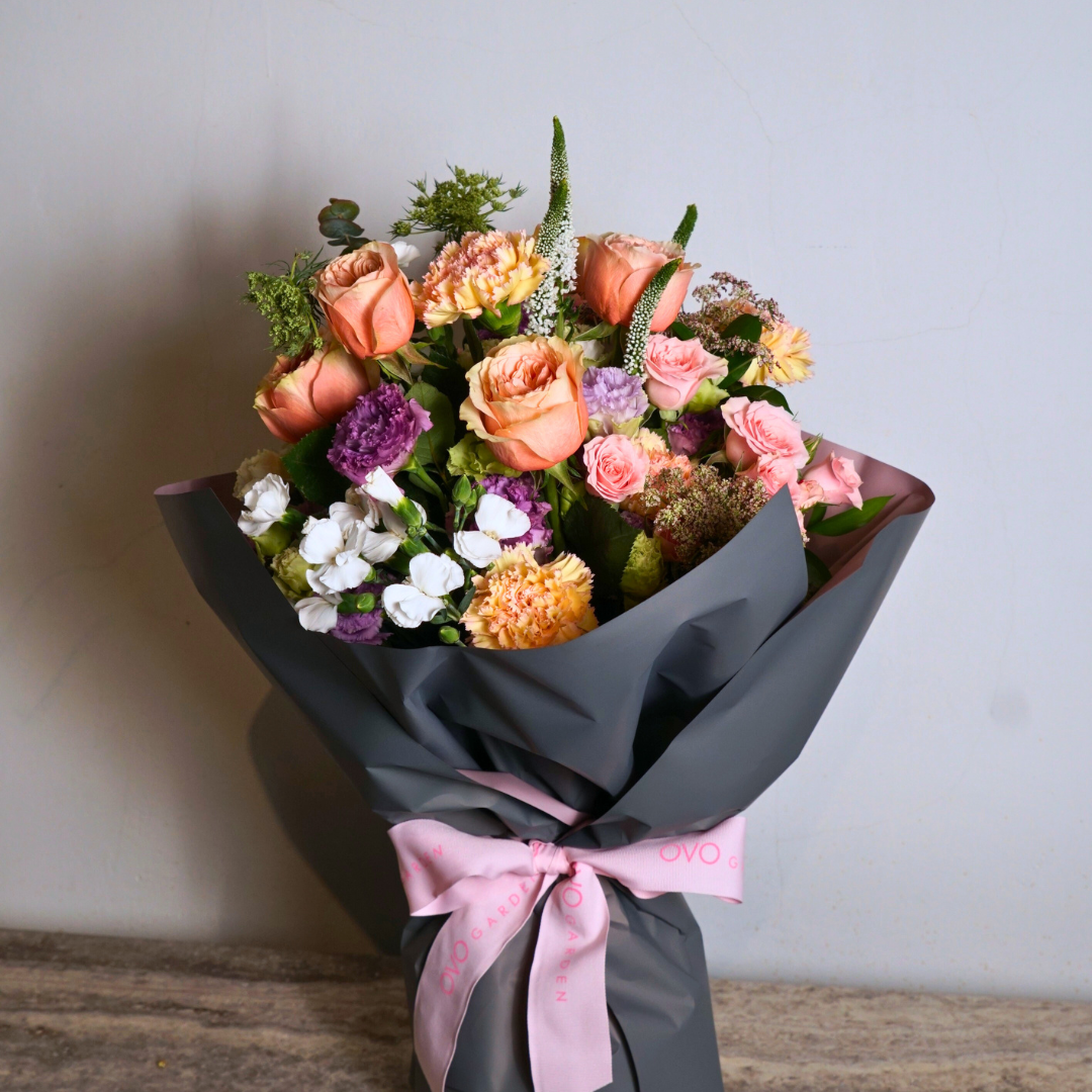 Hugs in Blooms_2- Dear Mama! | OVO Garden