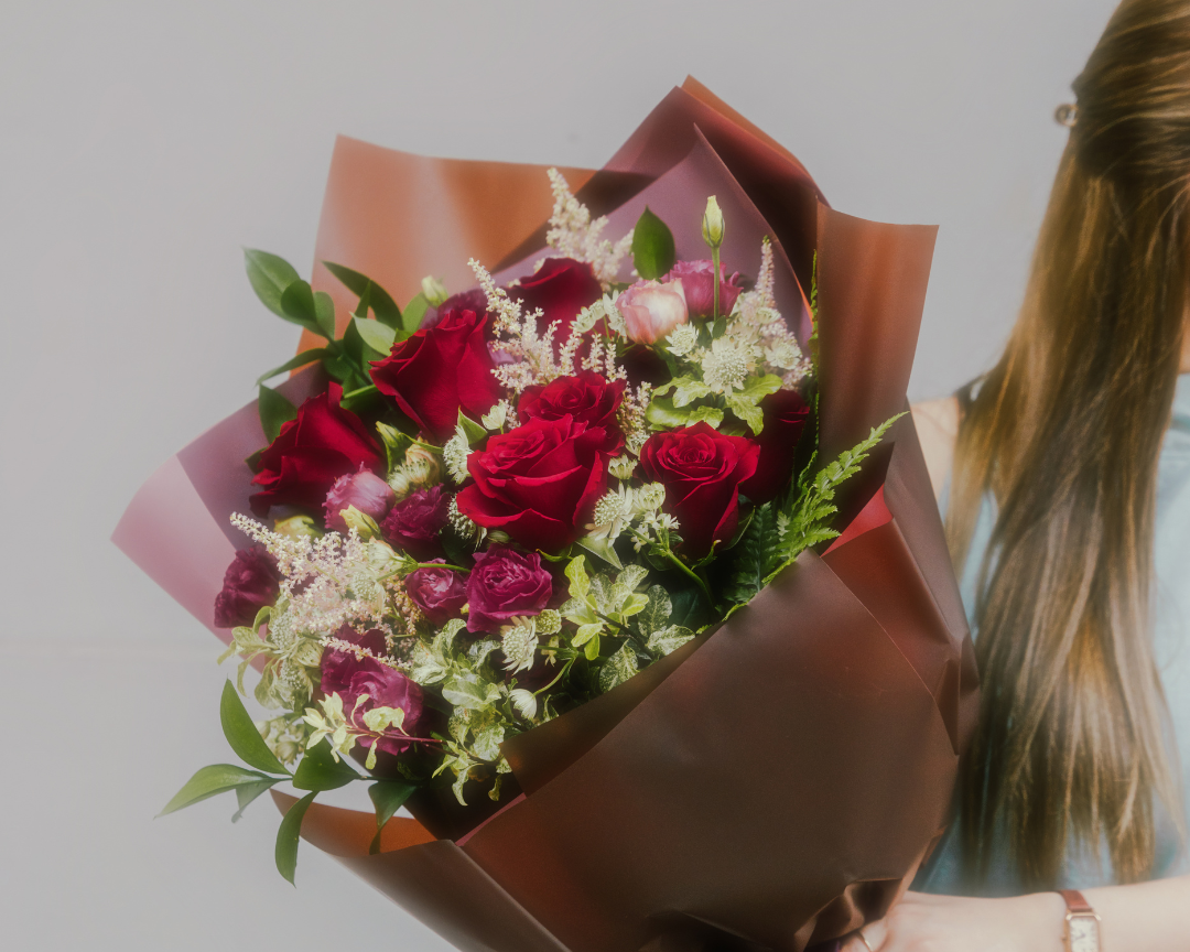 Rosy Whisper Bouquet ｜ OVO GARDEN