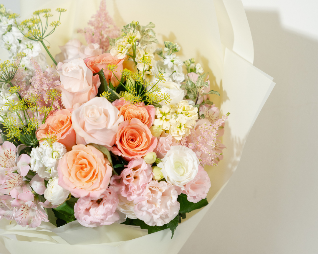 Soft Embrace Bouquet | OVO GARDEN