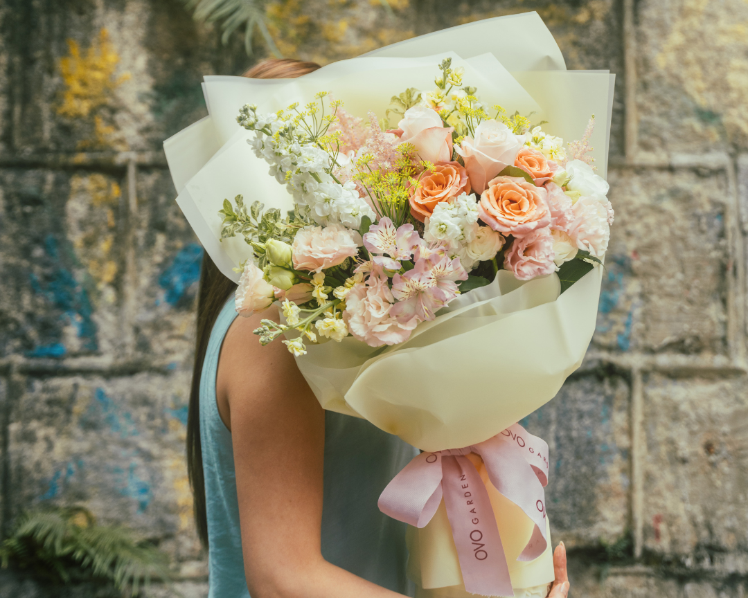 Soft Embrace Bouquet | OVO GARDEN